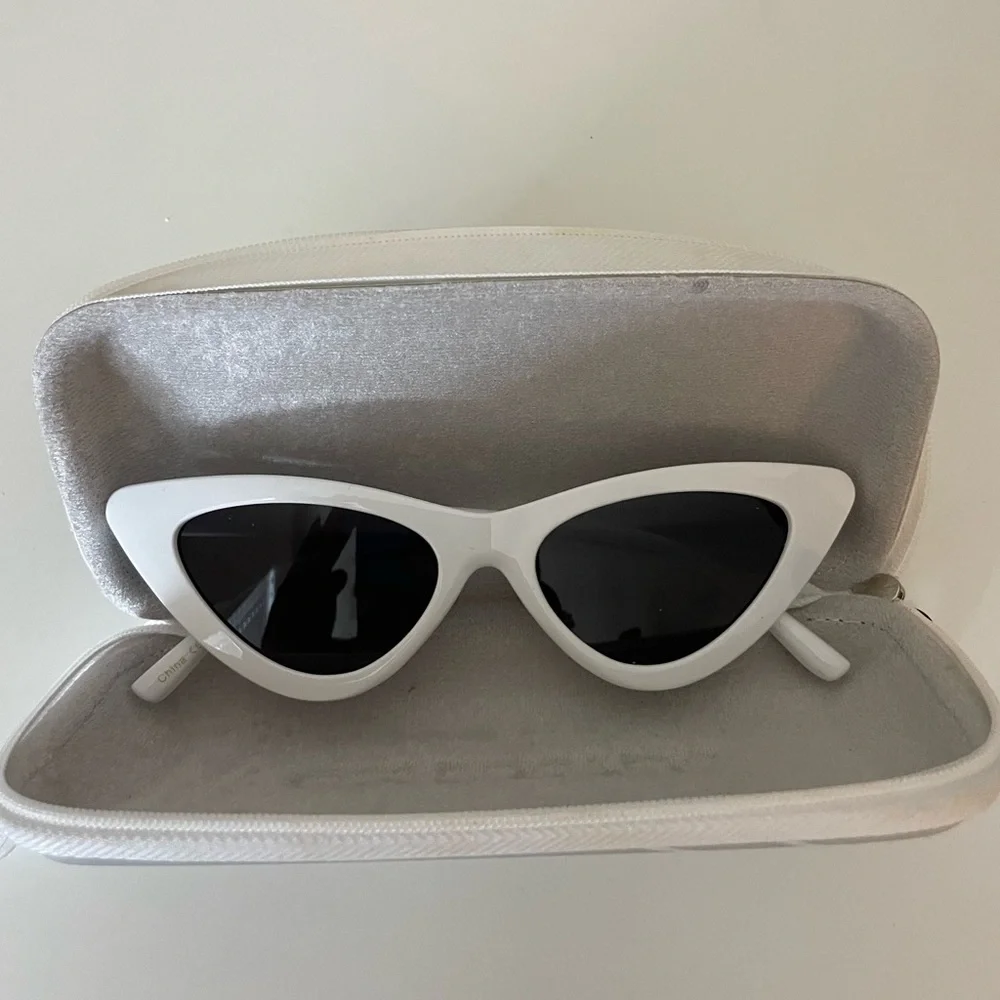 Amazon white retro sunglasses